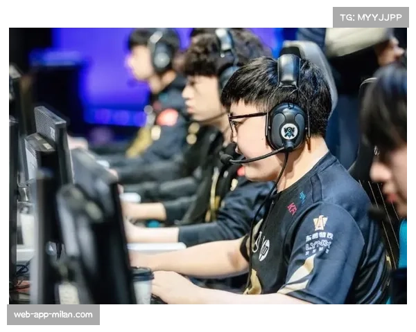 Zeus解密赛恩崛起之路版本革新催生上单新战术思维转变